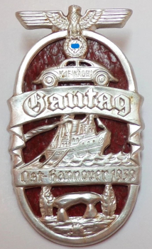 Volkswagen KdF Wagen 1939 "Gautag Ost" Pin (10362)